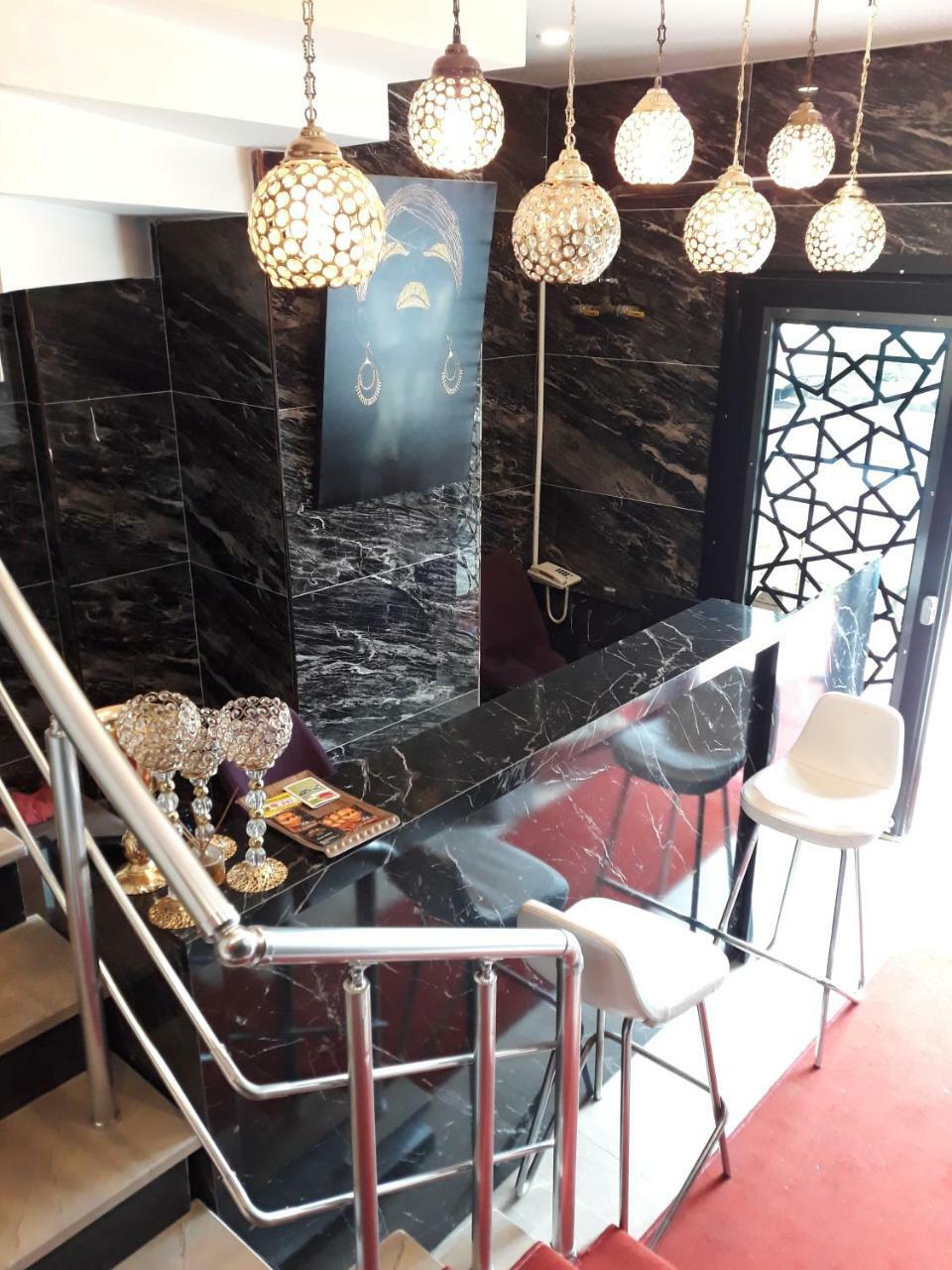 Ostello Hotel Avcilar Istanboel Buitenkant foto