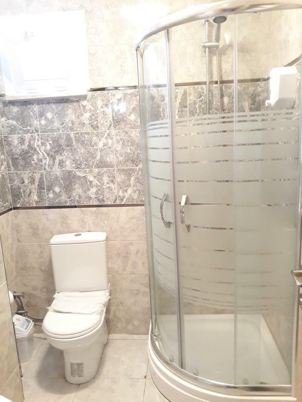 Ostello Hotel Avcilar Istanboel Buitenkant foto